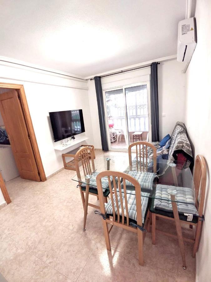 Modern Apartment 3Mins Walk To Playa Del Cura Beach Torrevieja Ngoại thất bức ảnh